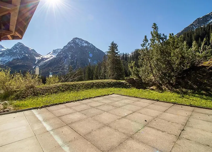 Camana Eg أروسا